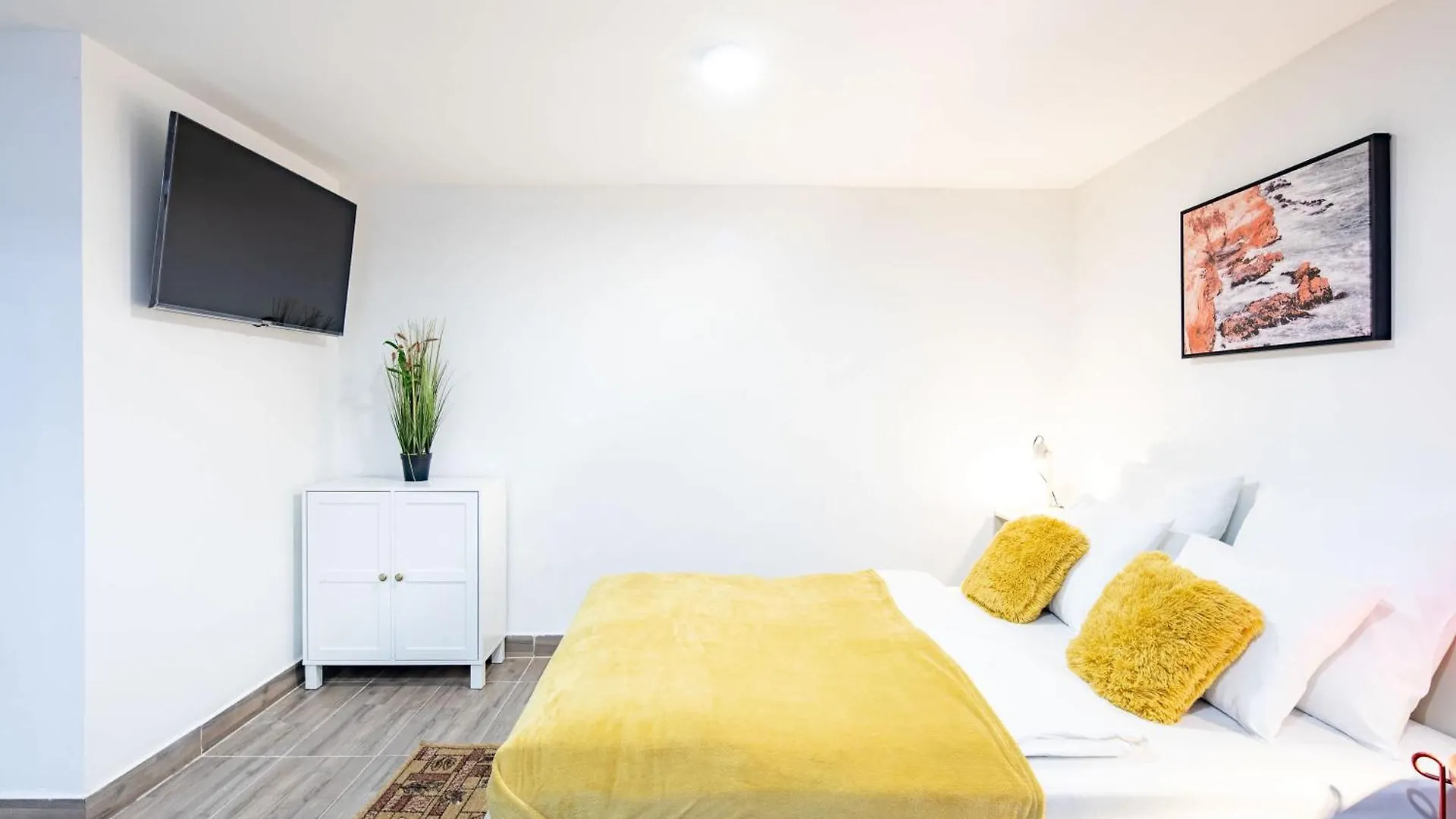 Centrally Located Comfortable Apartment Budapest